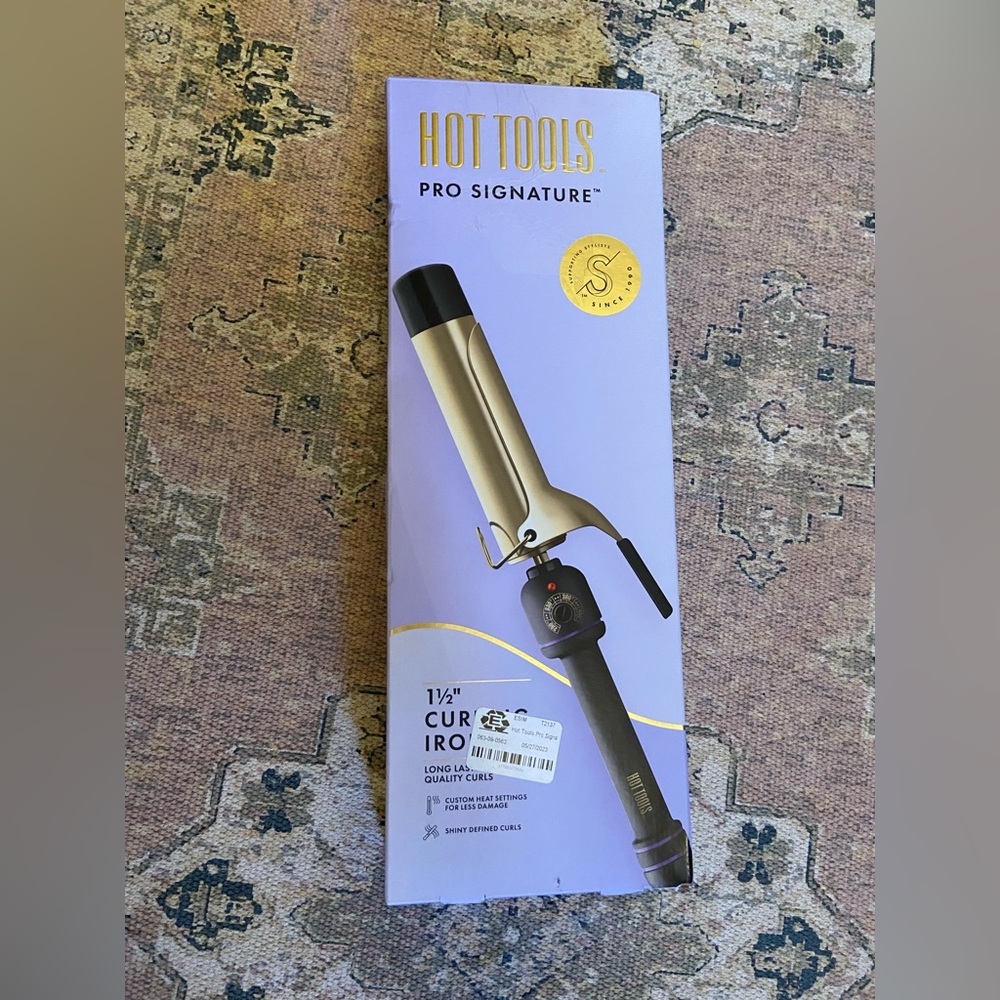 Hot Tools Pro Signature 1 1/2” Curling Iron